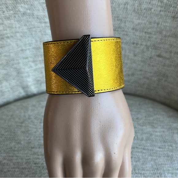 Alexandra Clancy Cuff and Keychain set - Picture 4 of 6